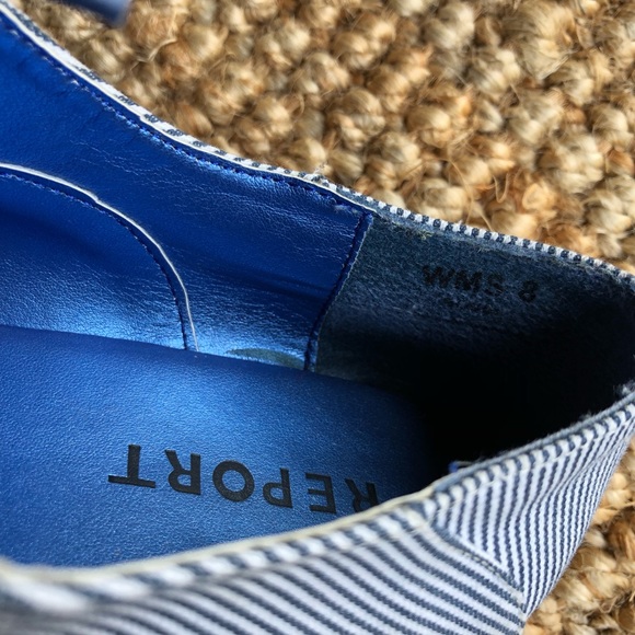 Blue striped shoes - Picture 5 of 6